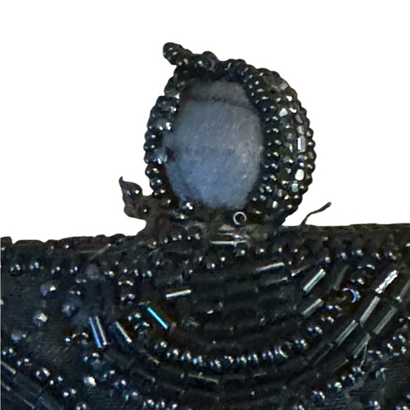 Vintage small black beaded clutch - Picture 6 of 7